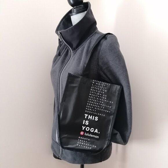 🇨🇦 Lululemon En Route Jacket + FREE Lulu Reusable Tote - Picture 1 of 16